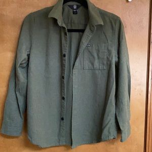Volcom warm shirt for boys!